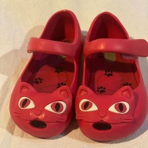 Mini Melissa size 8 pink cat shoes